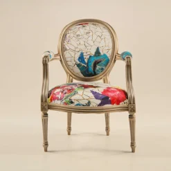 Adrien Fauteuil Louis XVI médaillon revisité fabrication française