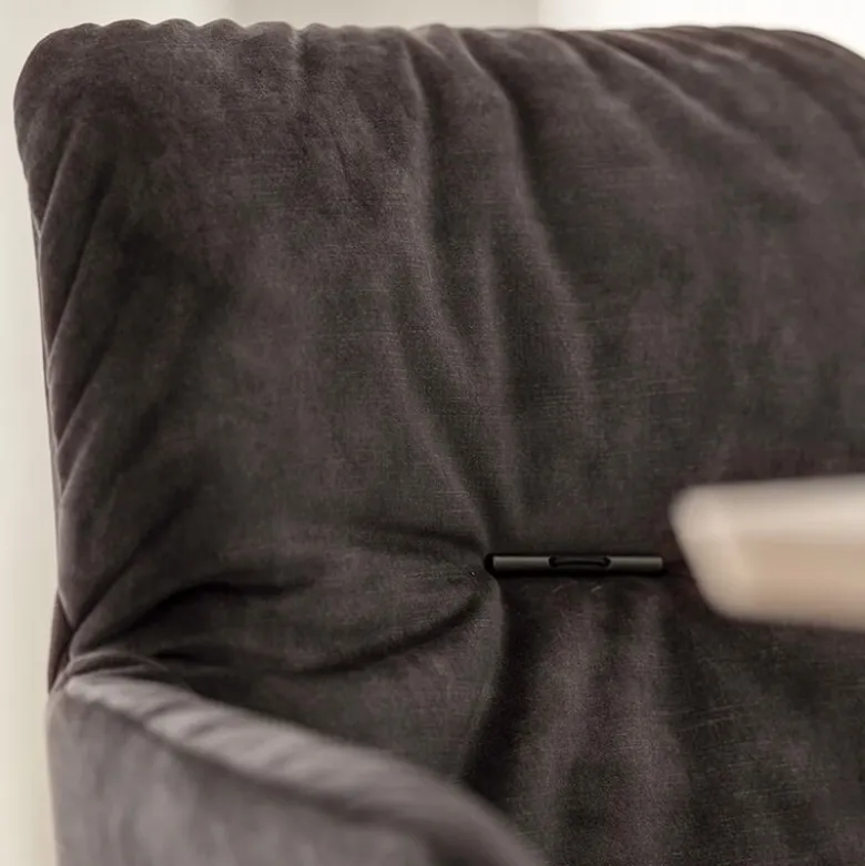 Aura Mobitec® Chaise avec accoudoirs moderne tissu et pieds en métal
