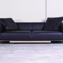 Géniale Table basse relevable petit espace en mélaminé