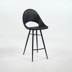 IsidoreTabouret snack design avec coque ajourée
