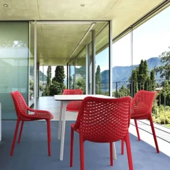 Maya Table carrée en stratifié