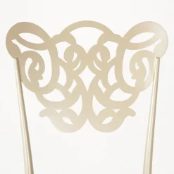 Milos Chaise provençale en métal assise synthétique rembourrée