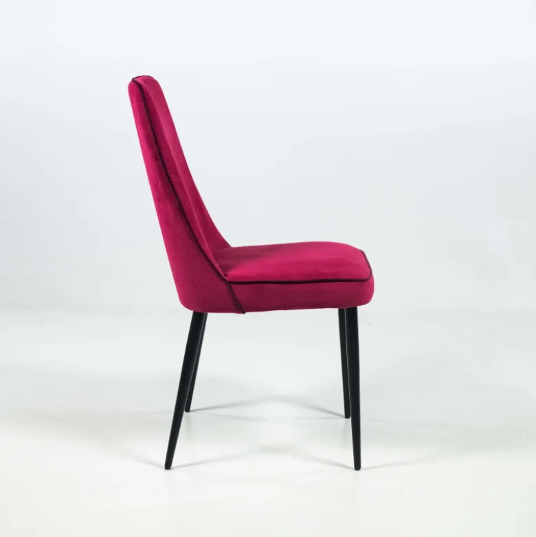 Nadine Chaise de salle à manger italienne en tissu et pieds en métal