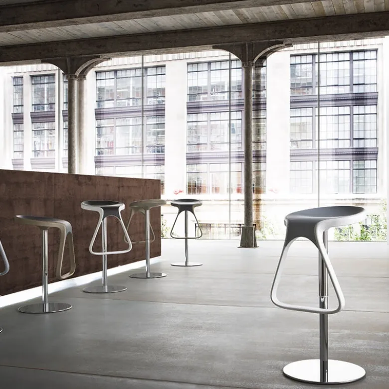 Octo Tabouret design italien pivotant