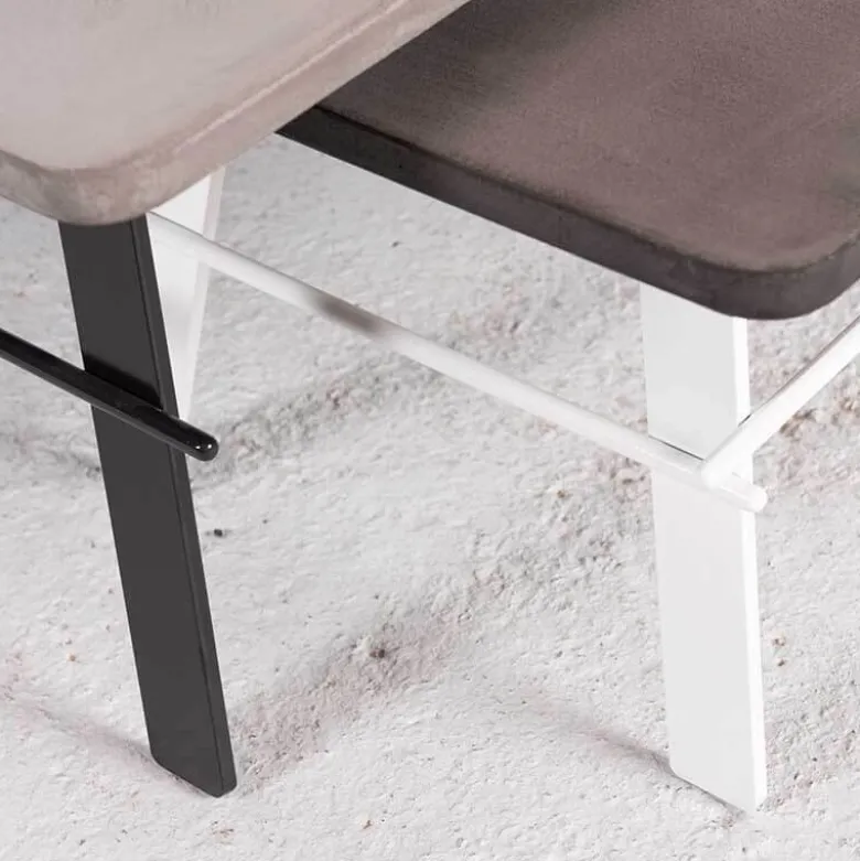 Opale Table basse design carrée en béton ciré fabrication française