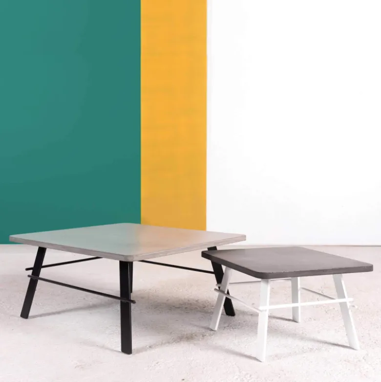 Opale Table basse design carrée en béton ciré fabrication française