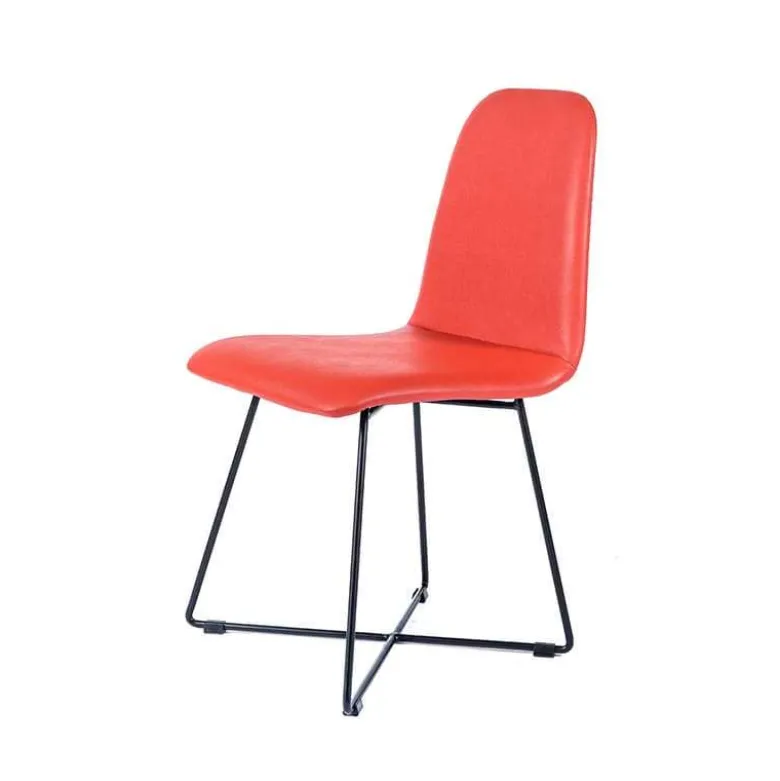 Pandora Chaise design avec pieds filaires noirs